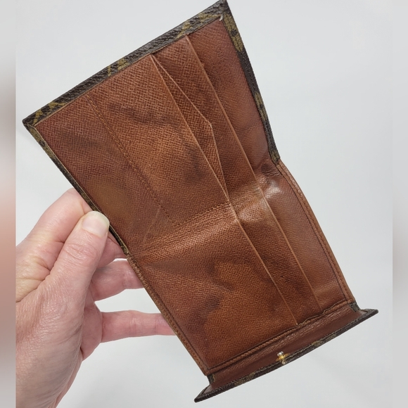 Louis Vuitton Elise Doublesided Compact Wallet - Picture 5 of 12